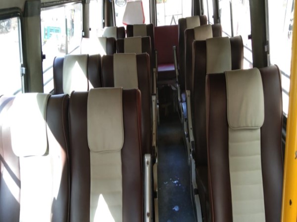  15 Seater Standard Tempo Traveller in Delhi
